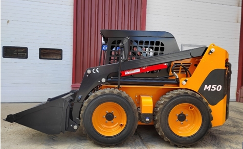 МИНИПОГРУЗЧИК С БОРТОВЫМ ПОВОРОТОМ BAWOO M50