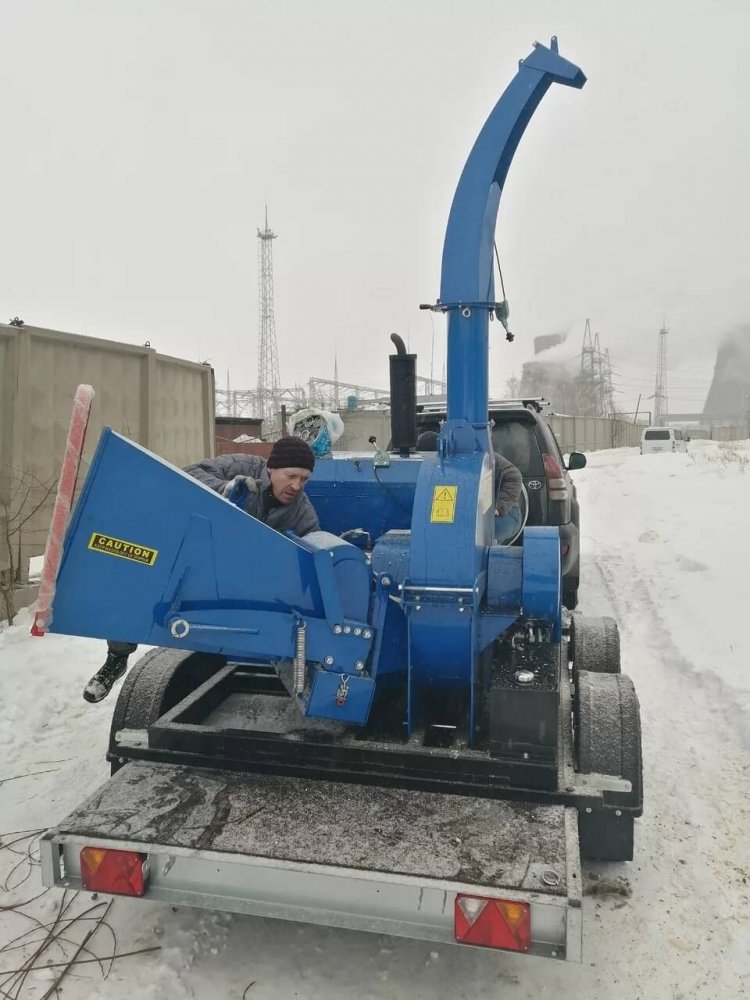 Измельчитель древесины HUNTER 80-260
